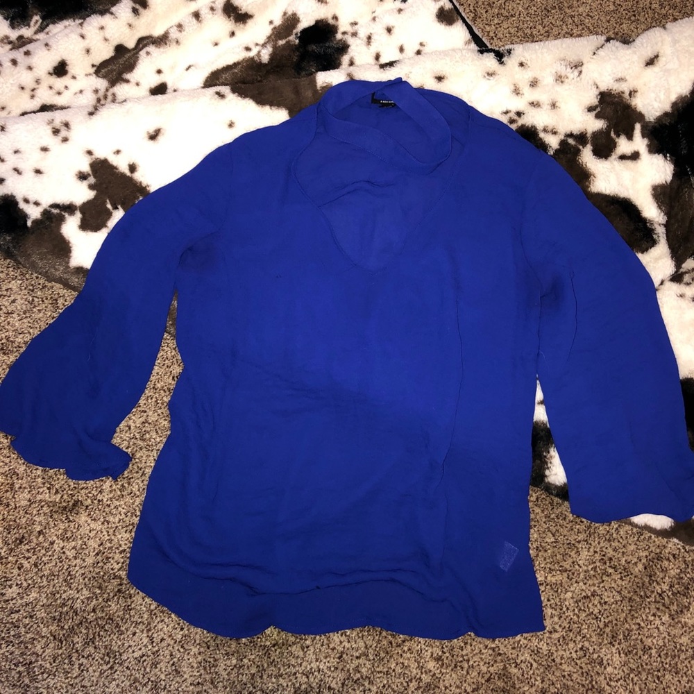 Casual Blue Top with Choker